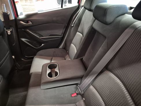 Used 2014 MAZDA MAZDA3 i Touring w/ Technology Package FWD image 14