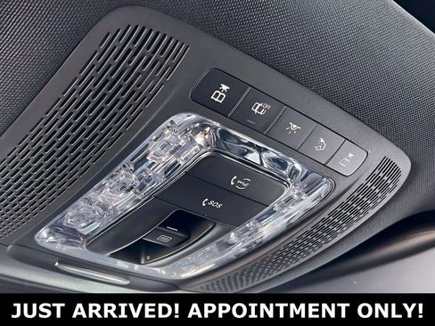 Used 2020 Mercedes-Benz GLS 450 4MATIC image 31