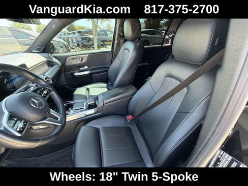 Used 2021 Mercedes-Benz GLB 250 4MATIC image 15