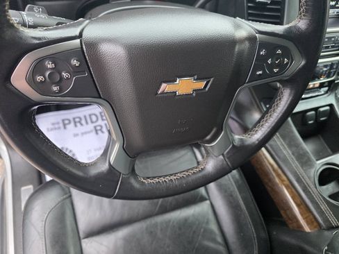 Used 2019 Chevrolet Tahoe LT RWD image 15