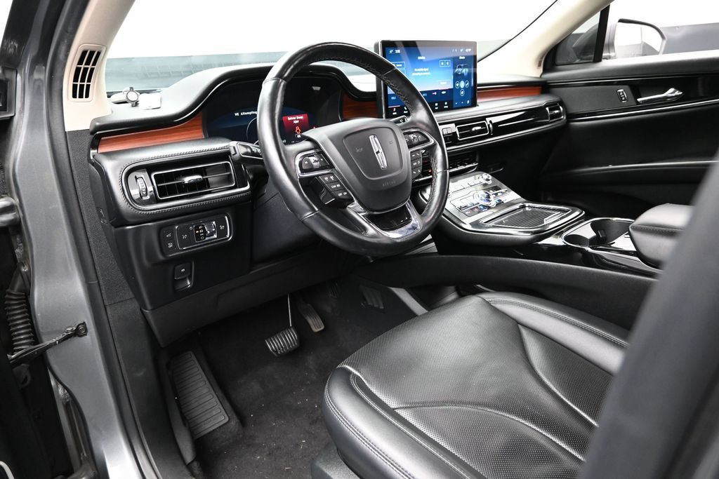 Used 2022 Lincoln Nautilus Reserve w/ Monochromatic Package AWD/4WD image 21
