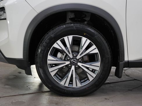Used 2023 Nissan Rogue SV w/ SV Premium B Package AWD/4WD image 30