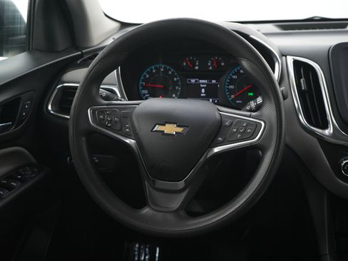 Used 2021 Chevrolet Equinox LS w/ LS Convenience Package AWD/4WD image 16