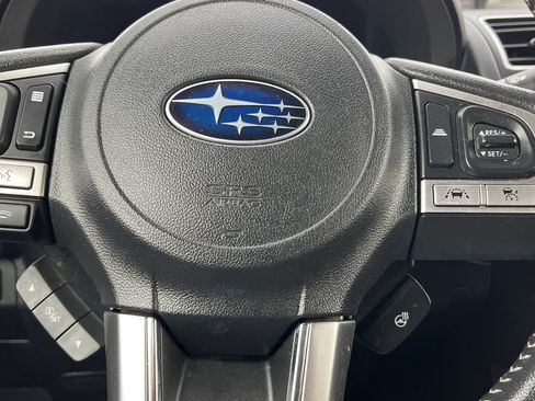 Used 2018 Subaru Forester 2.5i Touring AWD/4WD image 15