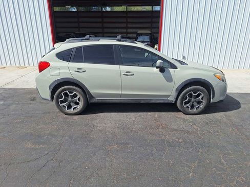 Used 2014 Subaru Crosstrek 2.0i Premium w/ Moonroof Package image 9