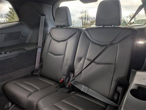 Used 2023 Cadillac XT6 Luxury image 36