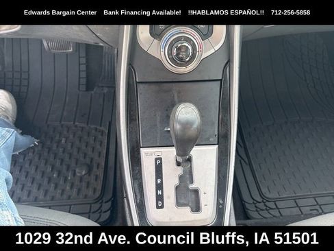 Used 2013 Hyundai Elantra GLS FWD image 12