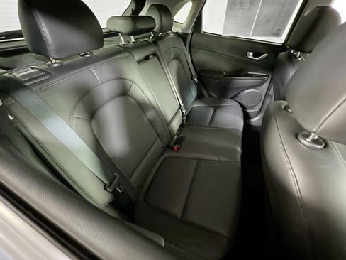 Used 2023 Hyundai Kona Limited image 27