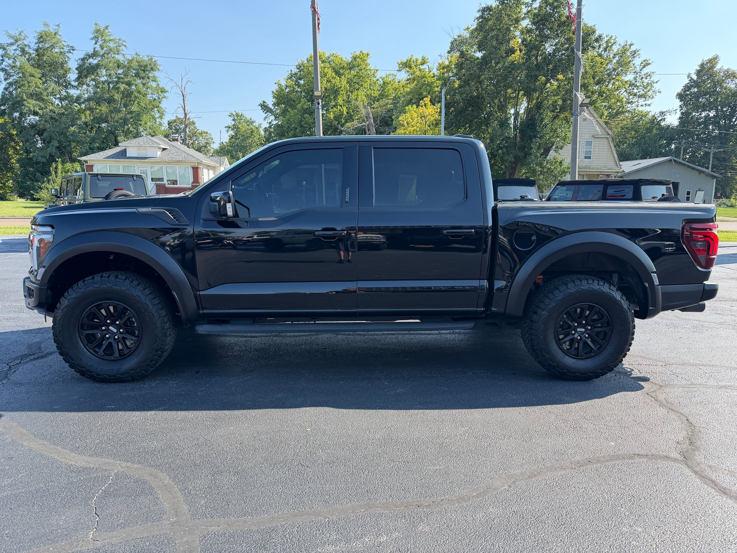 Used 2024 Ford F150 Raptor AWD/4WD image 4