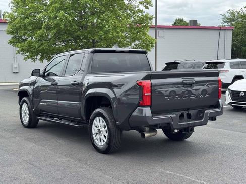 Used 2025 Toyota Tacoma SR5 RWD image 23