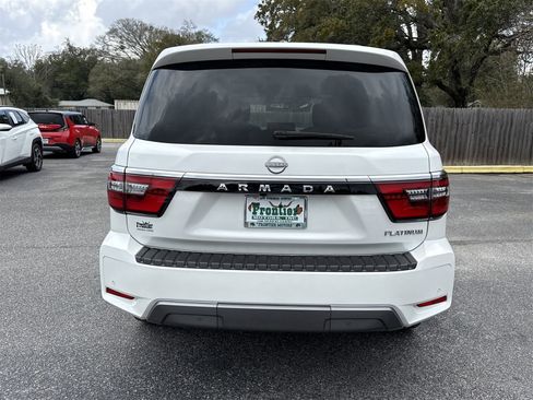 Used 2023 Nissan Armada Platinum w/ Captain's Chairs Package image 4