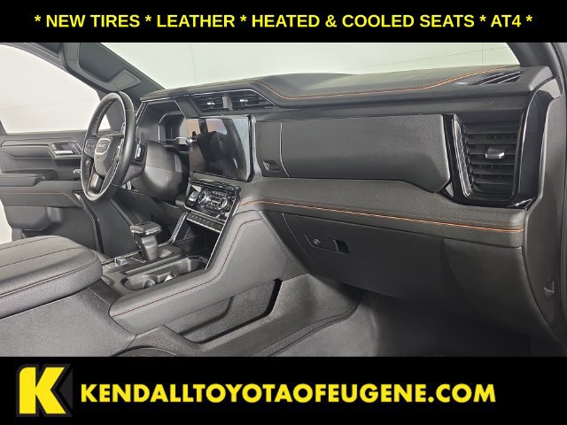 Used 2024 GMC Sierra 1500 AT4 w/ AT4 Premium Package AWD/4WD image 33