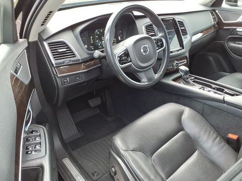 Used 2019 Volvo XC90 T5 Momentum w/ Protection Package Premier AWD/4WD image 20