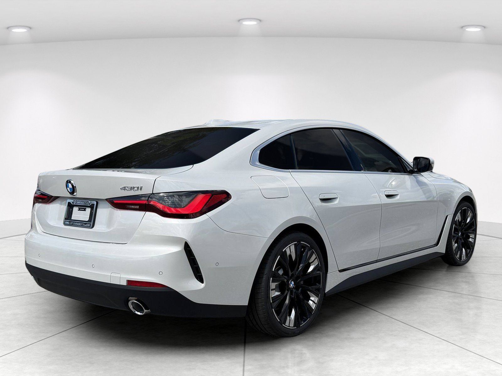New 2026 BMW 430i w/ Premium Package RWD image 3