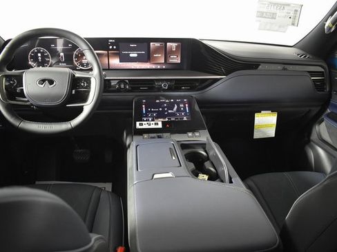 New 2026 INFINITI QX80 4WD image 15