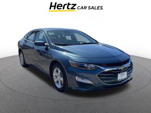 Used 2024 Chevrolet Malibu LT image 1