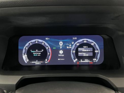 Used 2024 Toyota Tacoma TRD Off-Road AWD/4WD image 19