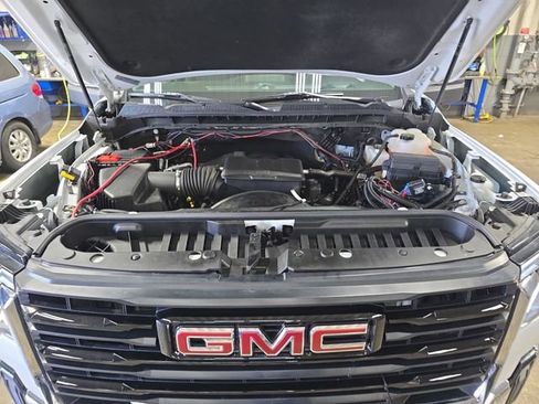 Used 2024 GMC Sierra 3500 Pro w/ Convenience Package AWD/4WD image 30