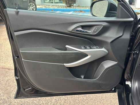 Used 2024 Chevrolet Trax RS image 14