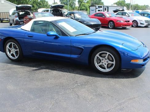 Used 2002 Chevrolet Corvette Convertible w/ Preferred Equipment Group2 RWD image 8