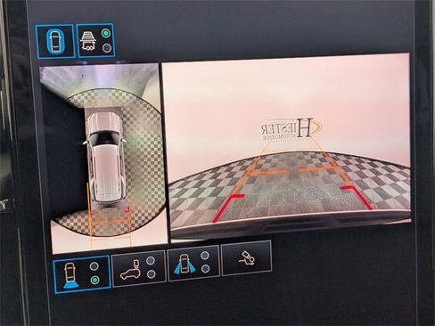 Certified 2025 GMC Yukon Denali image 22