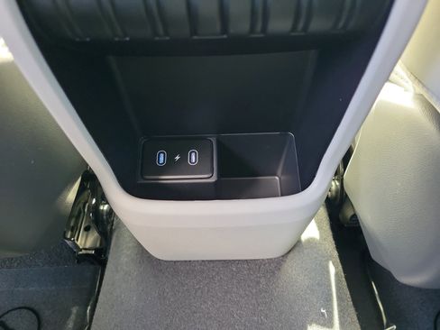 New 2026 Hyundai Kona SEL Premium image 11