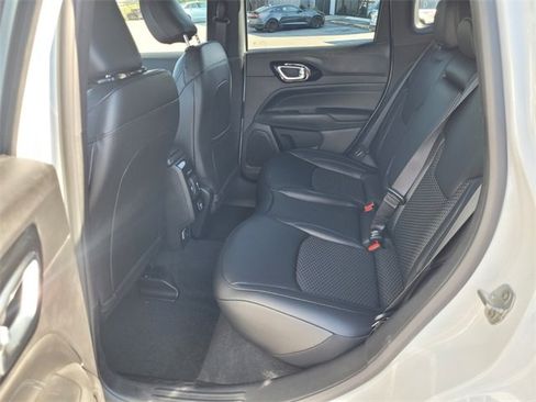 New 2025 Jeep Compass Latitude w/ Altitude Special Edition image 18