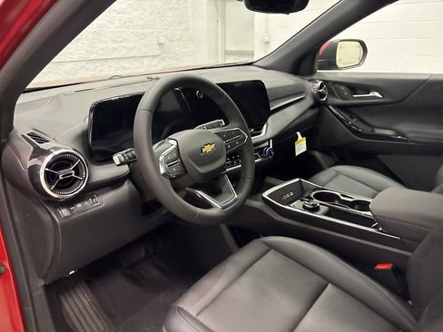 New 2026 Chevrolet Equinox LT w/ Convenience Package II image 15