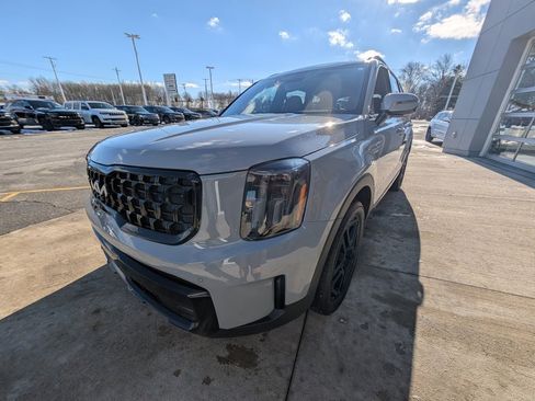 Used 2024 Kia Telluride SX X-Line image 9