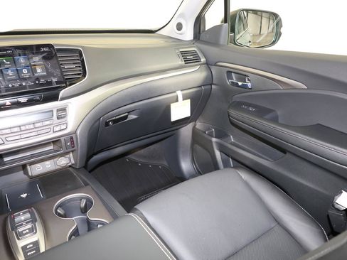 New 2026 Honda Ridgeline RTL image 9