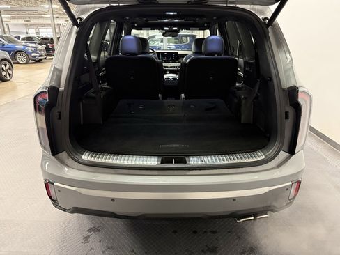Used 2023 Kia Telluride SX X-Line image 24