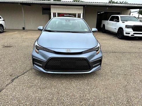 Used 2021 Toyota Corolla SE image 2