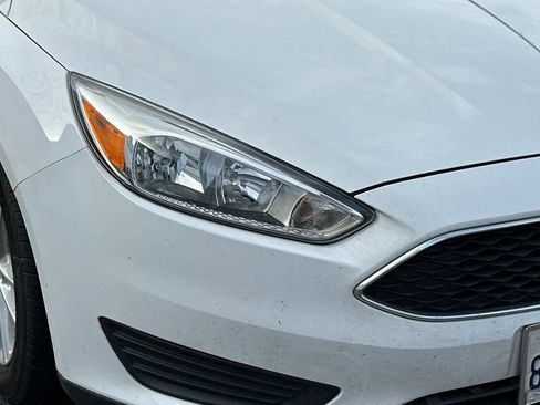 Used 2018 Ford Focus SE image 8