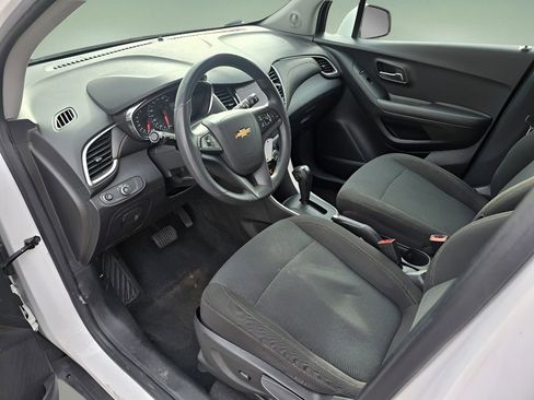 Used 2020 Chevrolet Trax LS w/ Tint and Cruise Package image 24