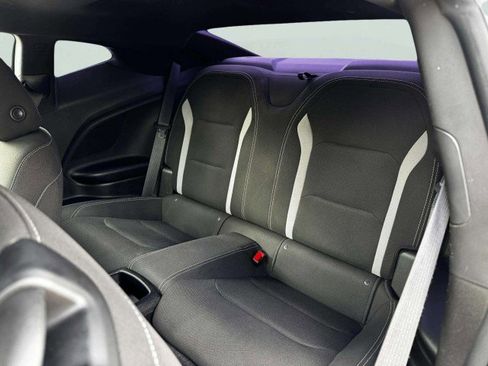 Used 2019 Chevrolet Camaro SS image 23