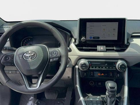 Certified 2023 Toyota RAV4 XLE w/ Convenience Package AWD/4WD image 11