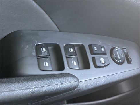 Used 2019 Hyundai Accent SE image 21