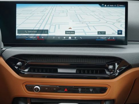 New 2026 BMW 330i Sedan w/ Premium Package image 15