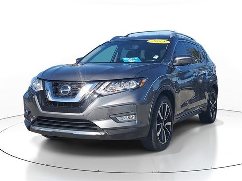 Used 2018 Nissan Rogue SL w/ Premium Package image 2