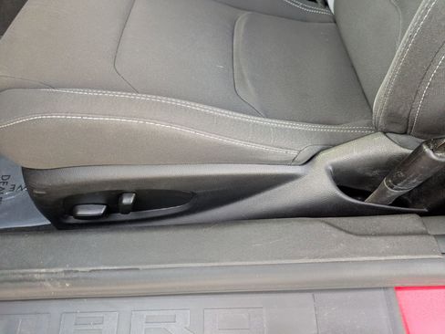 Used 2023 Chevrolet Camaro LT image 22