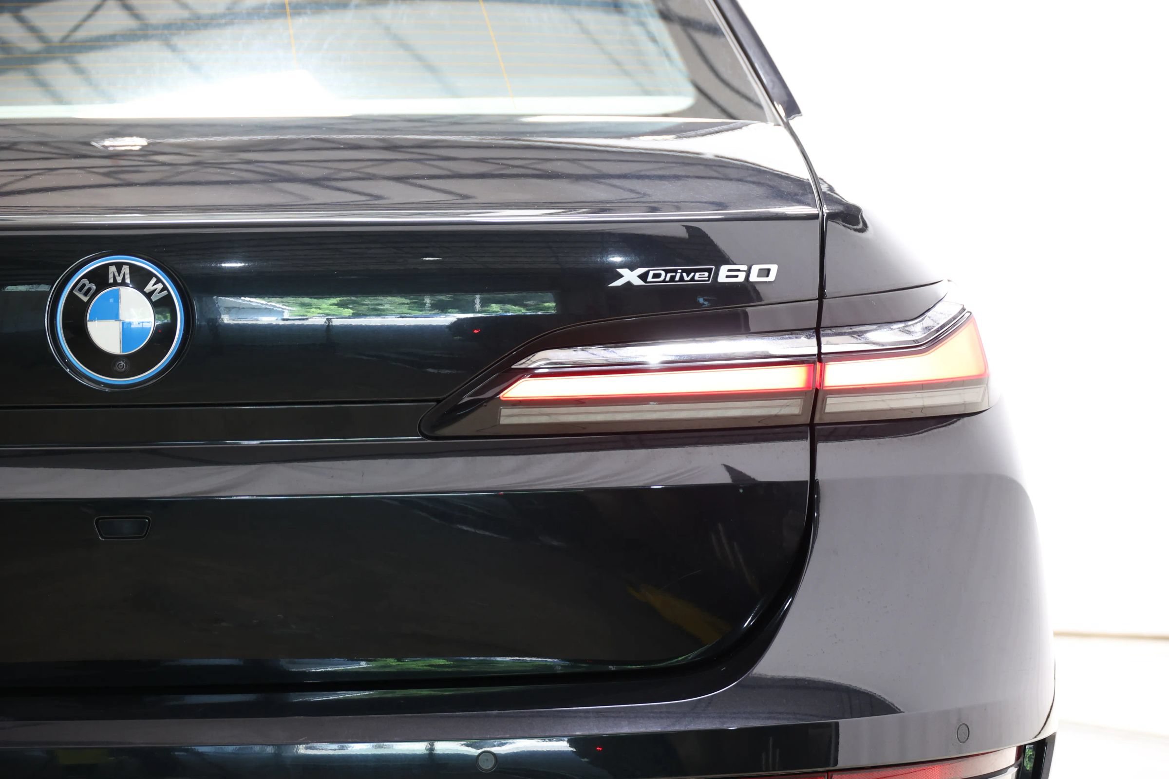 Used 2023 BMW i7 xDrive60 AWD/4WD image 64