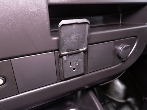 Used 2024 Chevrolet Express 2500 w/ Driver Convenience Package RWD image 19