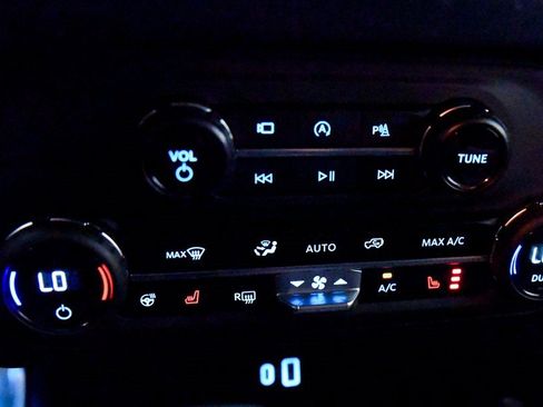 Used 2023 Ford Bronco Outer Banks image 22