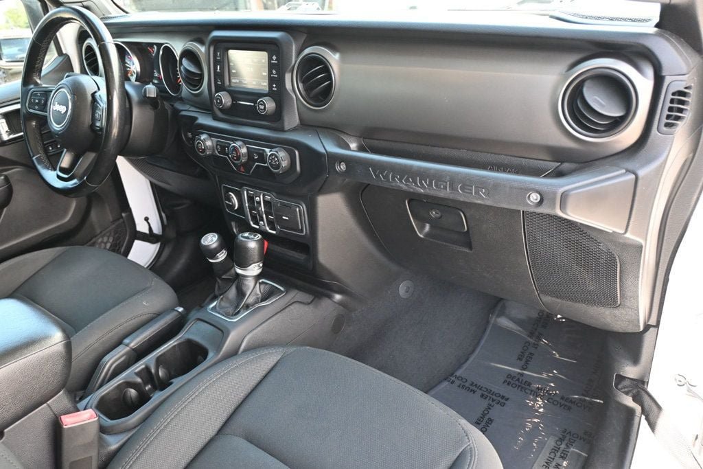 Used 2019 Jeep Wrangler Unlimited Sport S AWD/4WD image 12