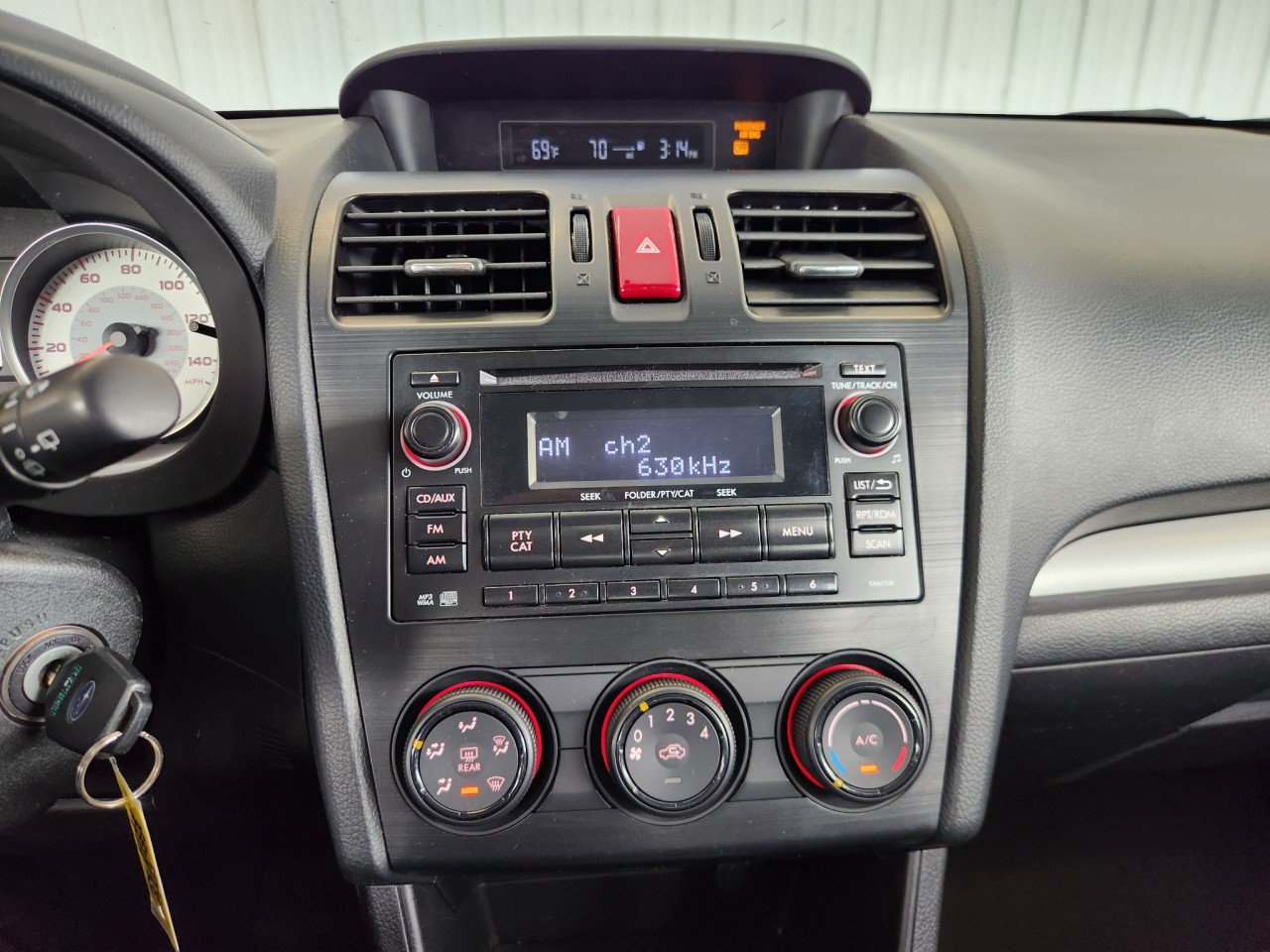 Used 2014 Subaru Impreza 2.0i Premium w/ All-Weather Package w/CVT AWD/4WD image 8