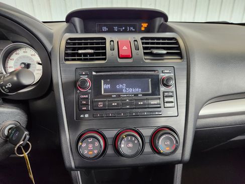 Used 2014 Subaru Impreza 2.0i Premium w/ All-Weather Package w/CVT AWD/4WD image 8