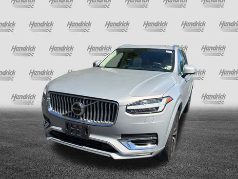 Certified 2023 Volvo XC90 B6 Plus w/ Protection Package AWD/4WD image 5