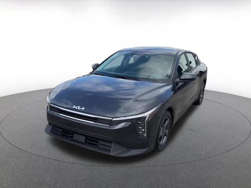 Used 2025 Kia K4 FWD image 4