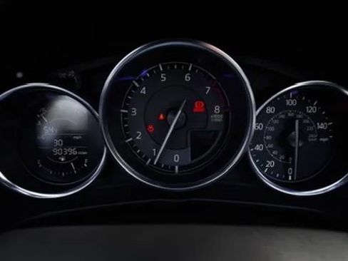 Used 2016 MAZDA MX-5 Miata Club image 15