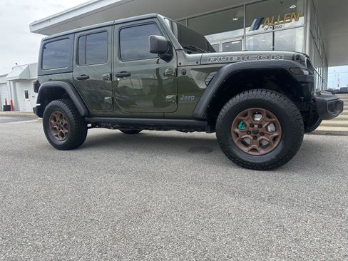 Used 2023 Jeep Wrangler Unlimited Rubicon 4xe w/ Safety Group AWD/4WD image 1